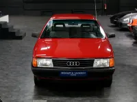 Gebraucht Audi 100 Basis 90 PS (66 kW) 1989 Rot Limousine