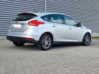 Gebraucht Ford Focus 120 PS (88 kW) 2017 Silber Limousine