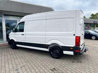 Gebraucht VW Crafter 140 PS (102 kW) 2024 Candyweiß Van