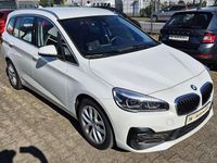Gebraucht BMW 220 Gran Tourer 190 PS (139 kW) 2020 Mineralweiss metallic Van / Kleinbus