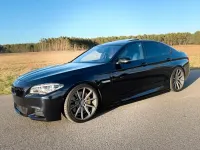Gebraucht BMW M550 Performance 381 PS (280 kW) 2015 Blau Limousine