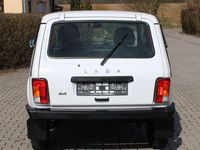 Gebraucht Lada niva 83 PS (61 kW) 2018 Weiß SUV