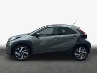 Gebraucht Toyota Aygo X X-plore 72 PS (52 kW) 2023 Grün SUV