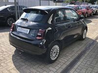 Gebraucht Fiat 500e 86 kW (118 PS) 2023 Schwarz Kleinwagen