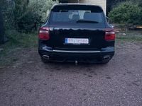 Second-hand Porsche Cayenne 245 CP (180 kW) 2009 Negru SUV