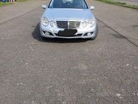 Gebraucht Mercedes E200 2007 Silber Limousine