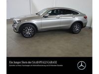 Gebraucht Mercedes GLC300e 211 PS (155 kW) 2021 Mojavesilber Coupé