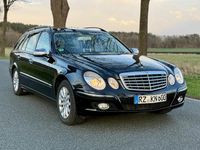 Gebraucht Mercedes E220 Elegance 170 PS (125 kW) 2007 Schwarz Kombi