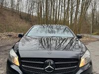 Gebraucht Mercedes A180 109 PS (80 kW) 2012 Schwarz Kleinwagen