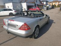 Gebraucht Mercedes SLK200 193 PS (141 kW) 2000 Silber Cabrio