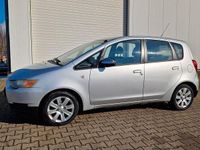 Gebraucht Mitsubishi Colt Invite 95 PS (69 kW) 2009 Silber Kleinwagen