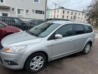 Gebraucht Ford Focus 101 PS (74 kW) 2009 Silber Limousine