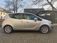 Gebraucht Opel Meriva Innovation 101 PS (74 kW) 2012 Silber Van / Kleinbus