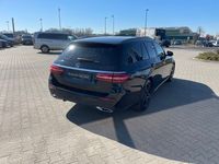 Gebraucht Mercedes E300 AMG 265 PS (194 kW) 2023 Unilack schwarz Kombi
