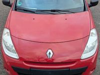 Gebraucht Renault Clio II Expression 75 PS (55 kW) 2010 Rot Limousine