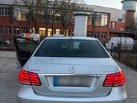 Gebraucht Mercedes E200 136 PS (100 kW) 2015 Silber Limousine