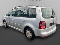Gebraucht VW Touran 140 PS (102 kW) 2010 Silber Van / Kleinbus
