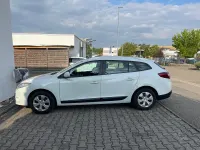 Gebraucht Renault Mégane GrandTour 115 PS (84 kW) 2011 Weiß Kombi