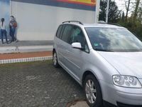 gebraucht VW Touran 1.6 FSI Trendline • 7Sitzer • TÜV neu bis 01.2026