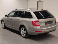Gebraucht Skoda Octavia 150 PS (110 kW) 2016 Beige Kleinwagen
