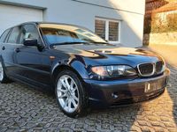 Gebraucht BMW 325 192 PS (141 kW) 2002 Blau Kombi