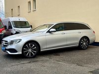 Gebraucht Mercedes E220 194 PS (142 kW) 2018 Silber Kombi