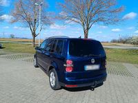 Gebraucht VW Touran 140 PS (102 kW) 2007 Blau Van / Kleinbus