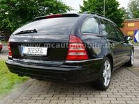 Gebraucht Mercedes C200 122 PS (89 kW) 2003 Schwarz Kombi