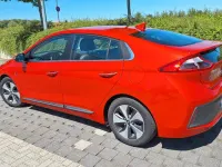 Gebraucht Hyundai Ioniq Premium 88 kW (120 PS) 2018 Orange Kleinwagen
