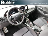 Neu Hyundai i30 N Line 150 PS (110 kW) 2026 Engine red Limousine