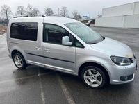 Gebraucht VW Caddy Highline 140 PS (102 kW) 2013 Silber Van / Kleinbus
