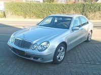 Gebraucht Mercedes E220 150 PS (110 kW) 2003 Limousine