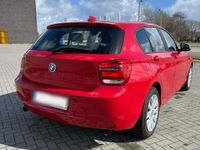 gebraucht BMW 118 d - in rot aus 07/2014; TÜV neu