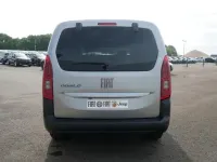 Neu Fiat Doblò Comfort 131 PS (96 kW) 2026 Libeccio blau metallic Van / Kleinbus