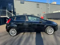 Usata Ford Fiesta Titanium 101 CV (74 kW) 2016 Nero Utilitaria