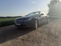 Gebraucht Mercedes E200 184 PS (135 kW) 2010 Schwarz Cabrio