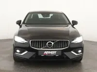 Gebraucht Volvo S60 Inscription 197 PS (144 kW) 2022 Onyx black Limousine