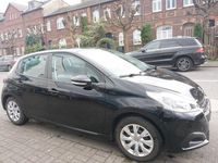 Gebraucht Peugeot 208 Active 82 PS (60 kW) 2017 Schwarz Kleinwagen