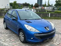 Gebraucht Peugeot 206+ Basis 75 PS (55 kW) 2009 Blau Kleinwagen