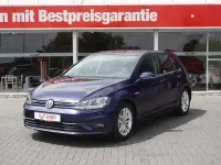 Gebraucht VW Golf VII 131 PS (96 kW) 2020 Blau Limousine