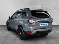 Second-hand Dacia Duster Extreme 150 CP (110 kW) 2023 Gri SUV