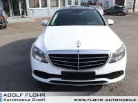 Gebraucht Mercedes C200 AMG 160 PS (117 kW) 2019 Polarweiss  unilack Kombi