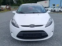 Gebraucht Ford Fiesta Trend 82 PS (60 kW) 2011 Weiß Limousine
