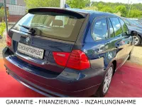 Gebraucht BMW 316 Basis 116 PS (85 kW) 2011 Blau Limousine