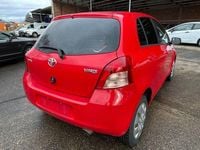 Gebraucht Toyota Yaris Luna 90 PS (66 kW) 2008 Rot Limousine