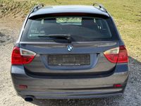 Gebraucht BMW 318 Advantage 143 PS (105 kW) 2008 Grau Kombi