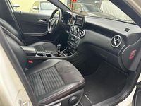 Gebraucht Mercedes A180 Style 122 PS (89 kW) 2013 Weiß Limousine