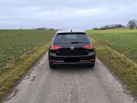 Gebraucht VW Golf VII Trendline 116 PS (85 kW) 2017 Schwarz Limousine