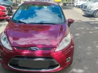 Gebraucht Ford Fiesta Titanium 85 PS (62 kW) 2013 Rot Kleinwagen