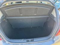 Gebraucht Hyundai i20 78 PS (57 kW) 2011 Grau Kleinwagen